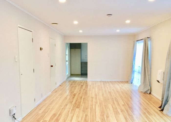 at 61a Sunset Rd, Totara Vale, North Shore City, Auckland
