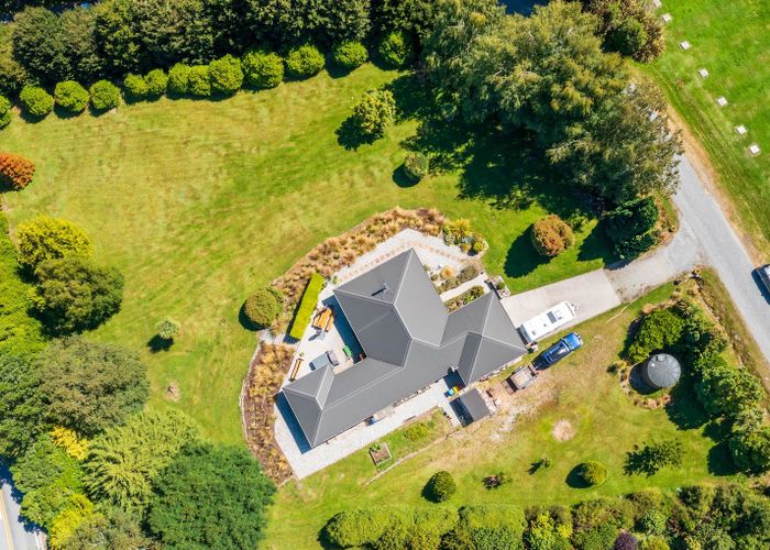  at 10 Cove Lane, Mount Creighton, Queenstown-Lakes, Otago