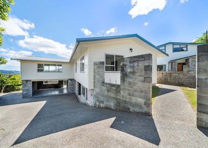  at 43 Sunnyview Drive, Brown Owl, Upper Hutt, Wellington