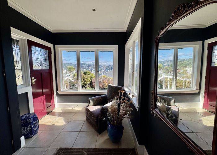  at 45 The Crescent, Roseneath, Wellington, Wellington