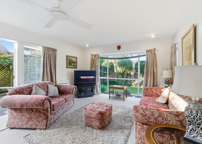  at 17 Greystoke Lane, Avonhead, Christchurch City, Canterbury