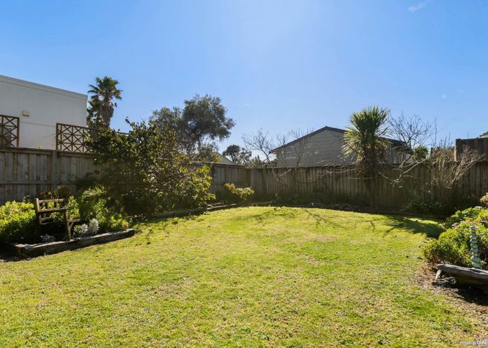  at 1297 Papamoa Beach Road, Papamoa Beach, Tauranga, Bay Of Plenty
