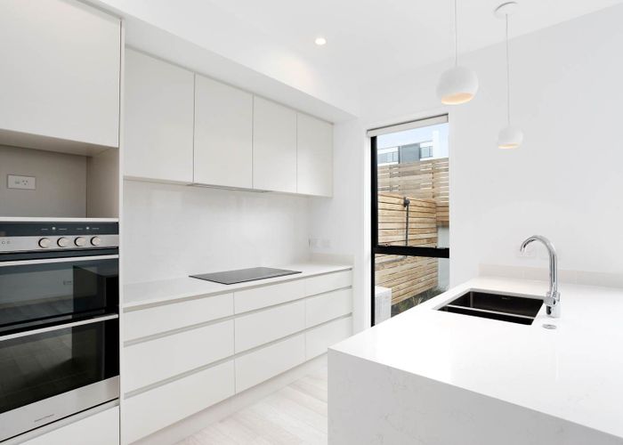  at 10 Kimiora Street, Three Kings, Auckland City, Auckland