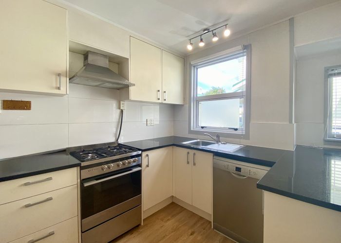  at 18 Harlston Road, Mount Albert, Auckland City, Auckland