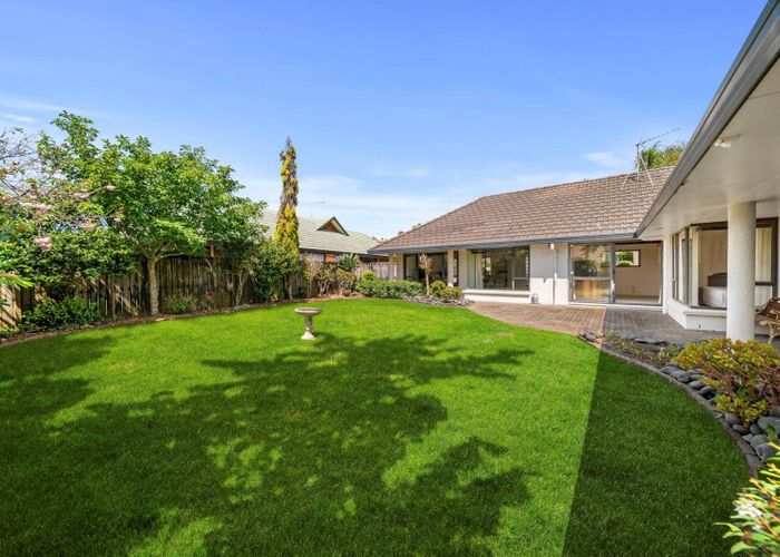  at 51 Meadowland Drive, Somerville, Manukau City, Auckland