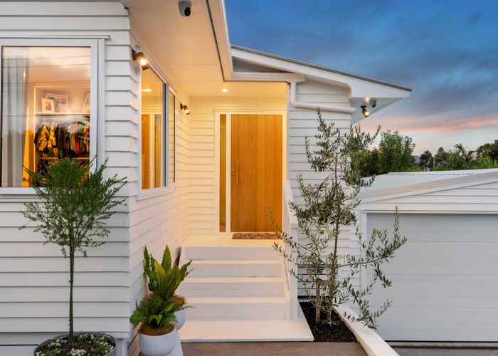  at 2 Beachlands Road, Beachlands, Manukau City, Auckland