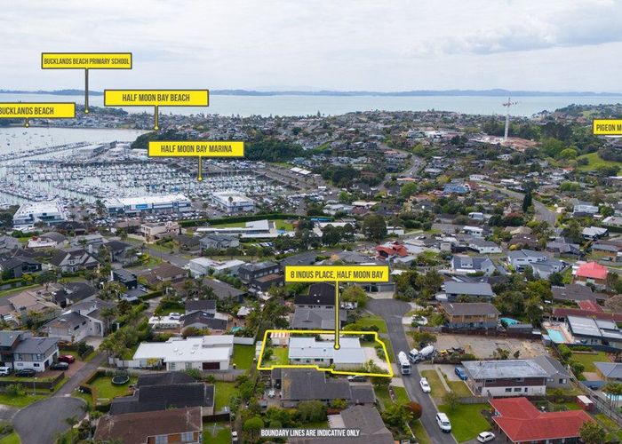  at 8 Indus Place, Half Moon Bay, Auckland