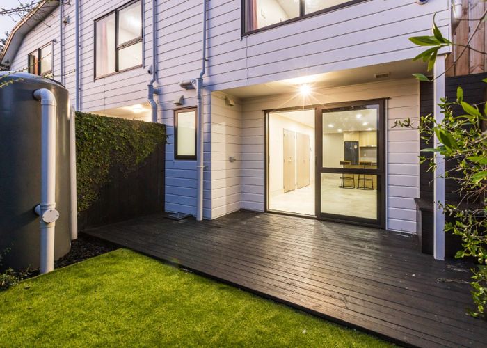  at 6/243 Mount Albert Road, Sandringham, Auckland City, Auckland