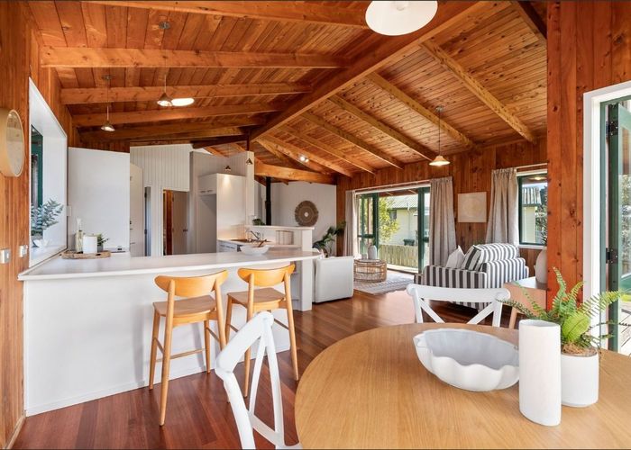  at 8  Stonehaven Drive, Maungakaramea, Whangarei, Northland