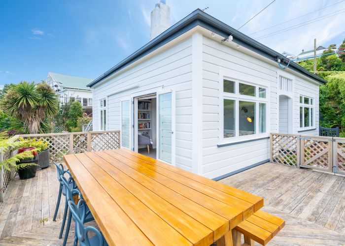  at 27 Glencairn Street, Dalmore, Dunedin