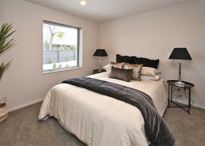  at 1/153 Hastings Street East, Waltham, Christchurch