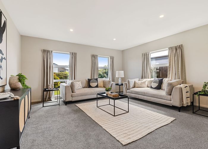  at 15 St Peters Close, Woolston, Christchurch