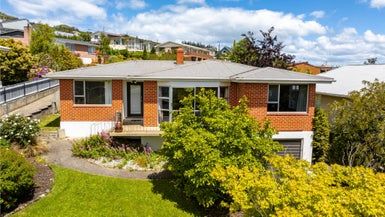  at 10 Kinmont Crescent, Kinmont Park, Mosgiel