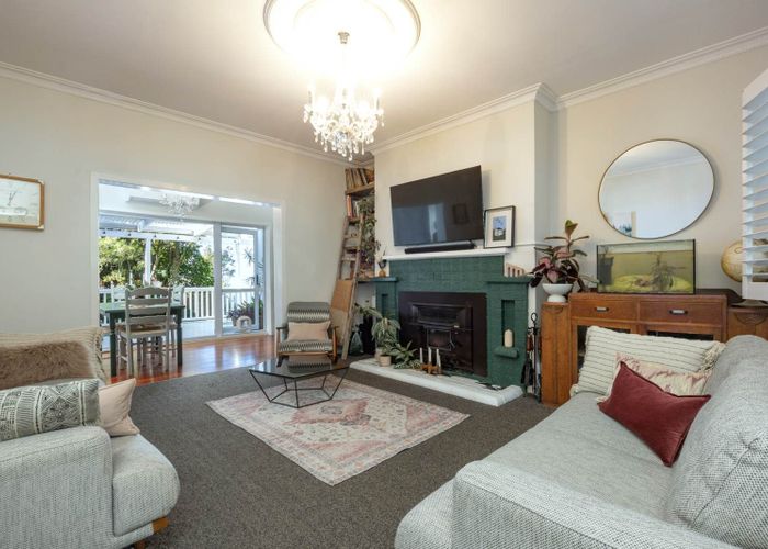  at 52 Otitori Bay Road, Titirangi, Waitakere City, Auckland