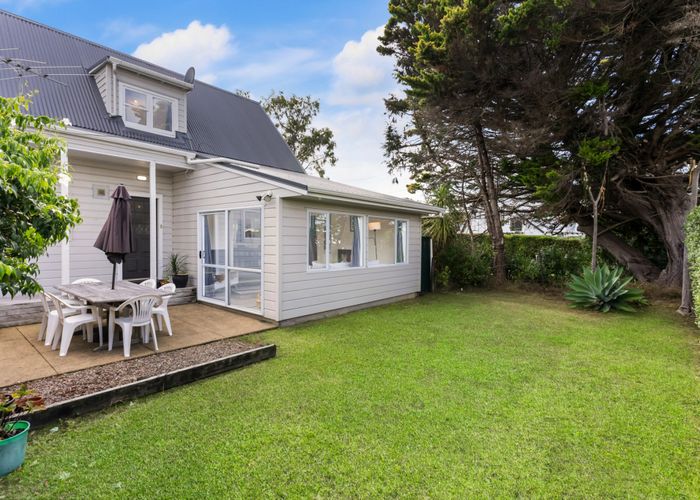  at 21 Zealandia Road, Manly, Rodney, Auckland