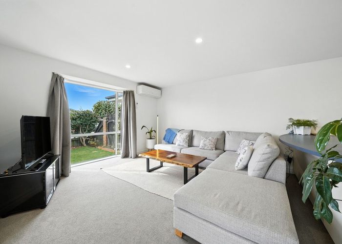  at 43 Parade Court, Addington, Christchurch City, Canterbury