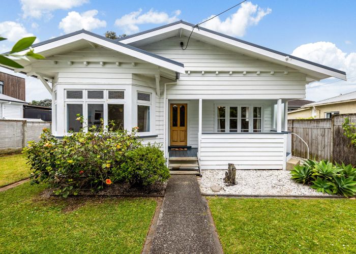  at 41 Kings Road, Mount Roskill, Auckland