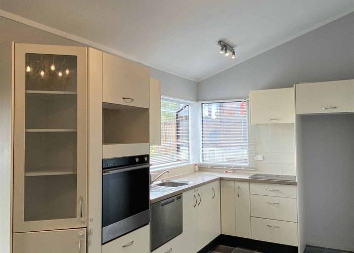  at 953 East Coast Road, Torbay, Auckland