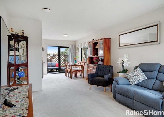  at 29/127 Boundary Road, Blockhouse Bay, Auckland City, Auckland