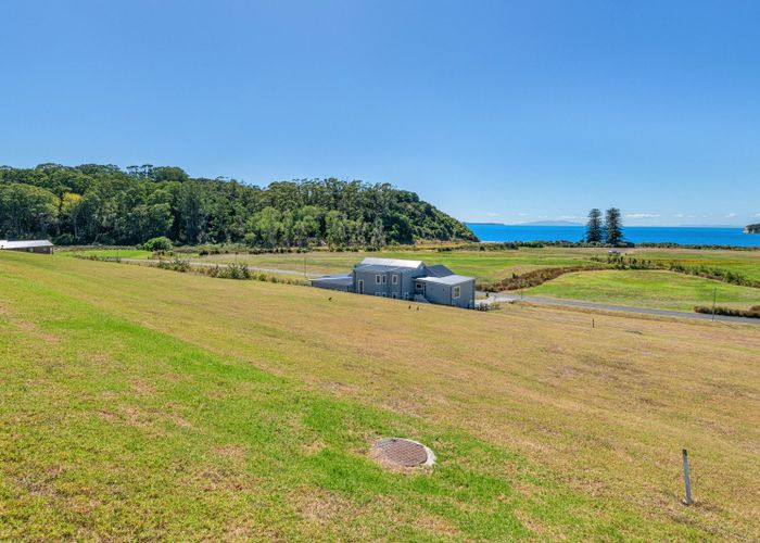  at 31 Hurihuri Road, Weiti Bay, Okura, North Shore City, Auckland