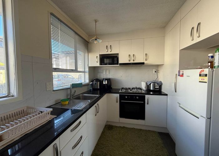  at 8/33 Hutton Street, Otahuhu, Auckland City, Auckland
