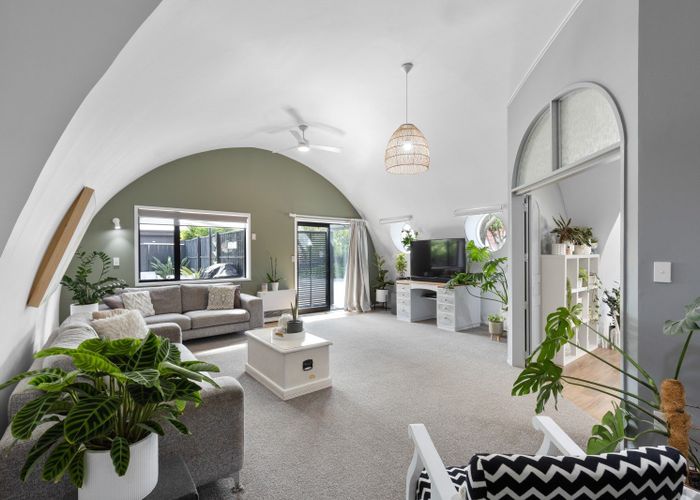  at 8 Kings Court, Roslyn, Palmerston North
