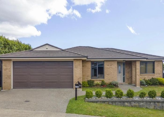  at 30 Cedarwood Street, Woodridge, Wellington, Wellington