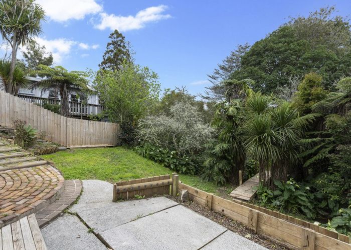  at 17 Golf Road, New Lynn, Waitakere City, Auckland