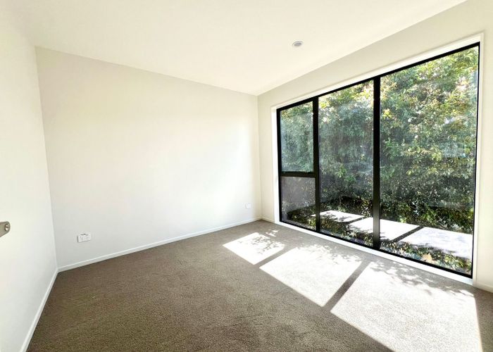  at 20/143-147 Carlisle Road, Northcross, North Shore City, Auckland