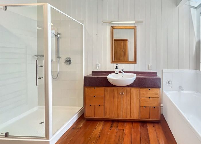  at 9 Ewen Alison Avenue, Devonport, North Shore City, Auckland