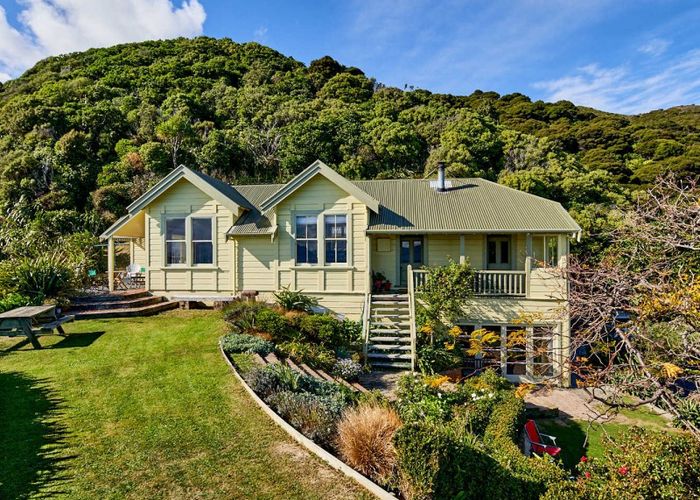  at 465 Muritai Road, Eastbourne, Lower Hutt
