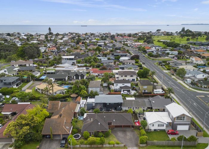  at 2 Waitui Grove, Mount Maunganui