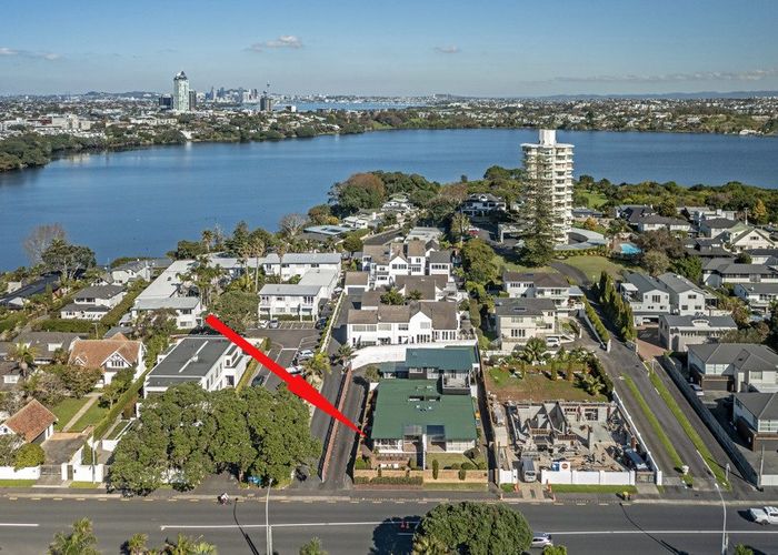  at 1/78 Kitchener Road, Milford, North Shore City, Auckland