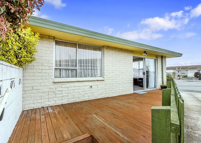  at 1/18 Leonie Place, Aranui, Christchurch