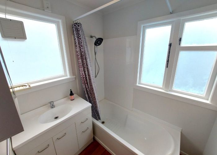  at 92 Fraser Avenue, Johnsonville, Wellington, Wellington