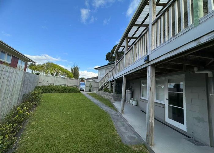  at 3 Uppingham Crescent, Hillcrest, North Shore City, Auckland