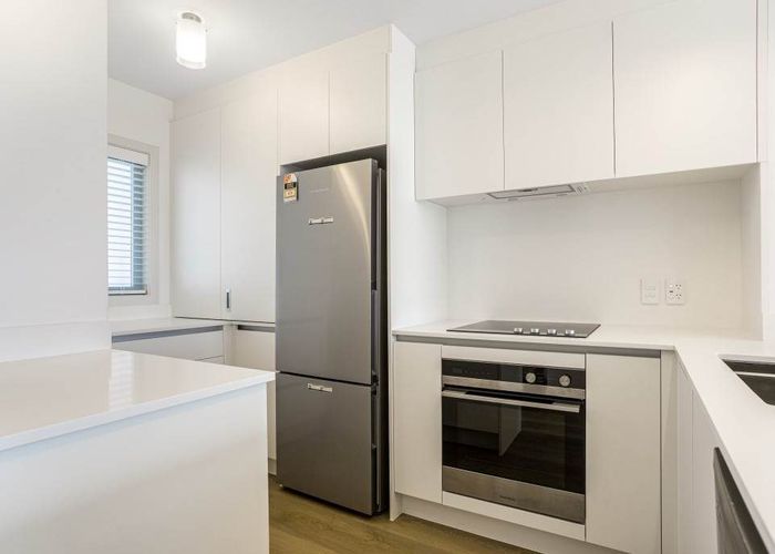  at 11/270 Onewa Road, Birkenhead, North Shore City, Auckland