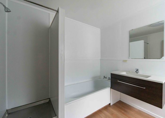 at 4/2 Ruakiwi Road, Hamilton Lake, Hamilton, Waikato
