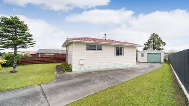  at 43 Acacia Street, Kelvin Grove, Palmerston North