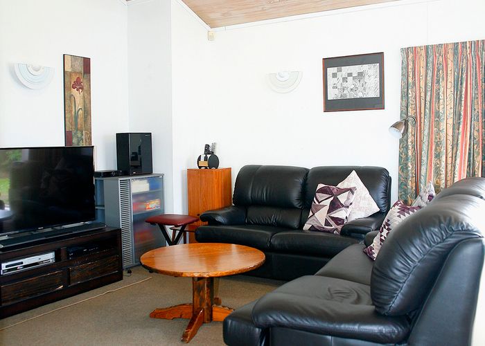  at 2/19 Lupton Road, Manurewa, Auckland