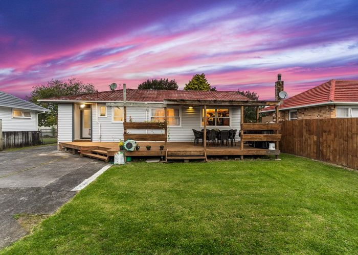  at 111 Henderson Valley Road, Henderson, Auckland