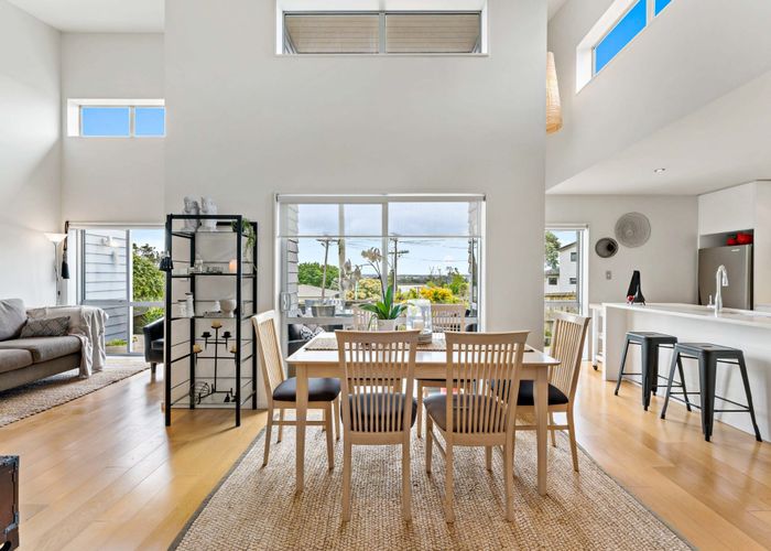  at 34 Sunnyhaven Avenue, Beach Haven, Auckland