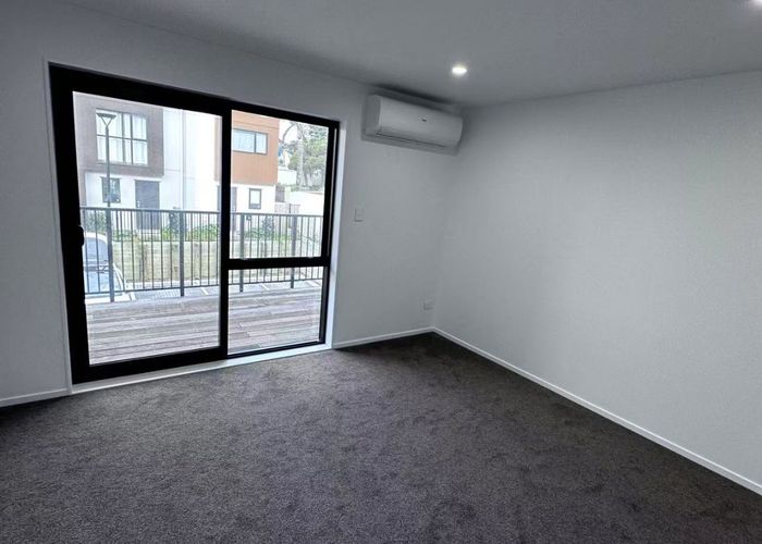  at 14 Raupeti Lane, Henderson, Waitakere City, Auckland