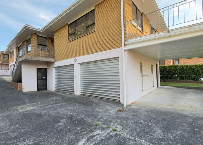  at 2/42 New Windsor Road, New Windsor, Auckland City, Auckland