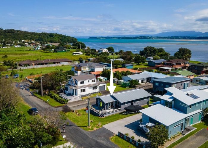  at 16 Tatai Road, Bowentown, Waihi Beach