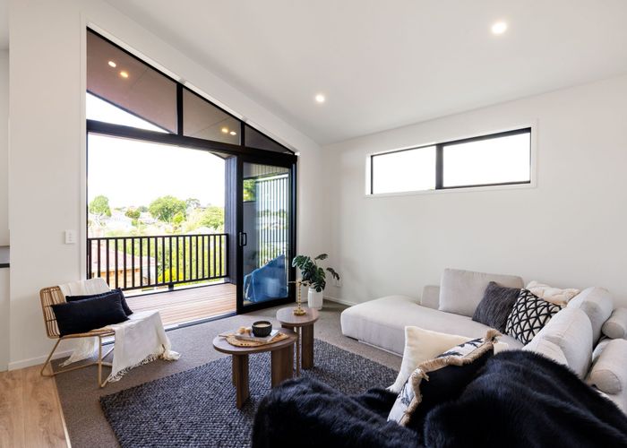  at 4/3 Huia Avenue, Forest Lake, Hamilton, Waikato