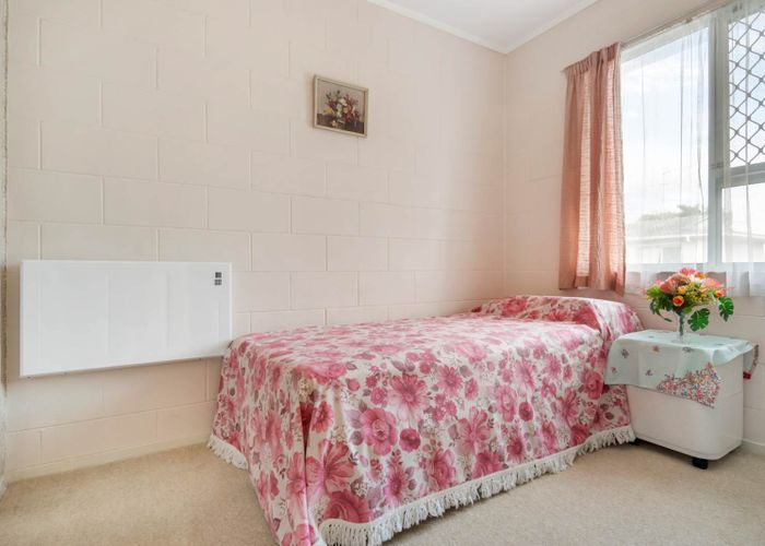  at 4/12 Arabi Street, Sandringham, Auckland