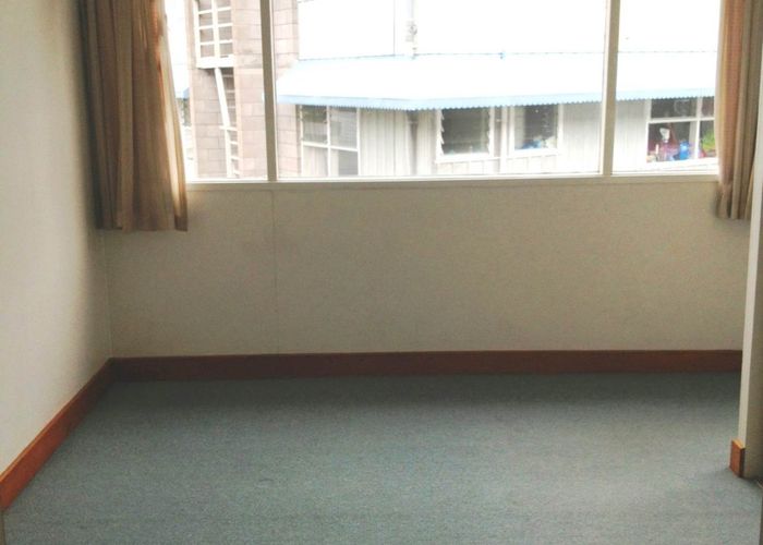  at 2/40 Comins Crescent, Mission Bay, Auckland City, Auckland