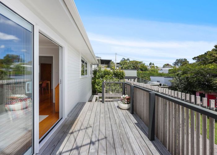  at 1/13 Kia Ora Road, Beach Haven, North Shore City, Auckland