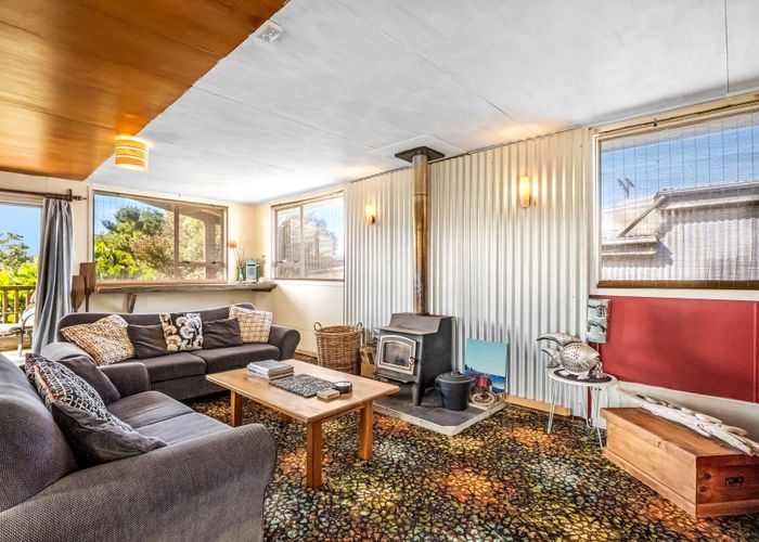  at 16 Hall Street, Motunau, Hurunui, Canterbury